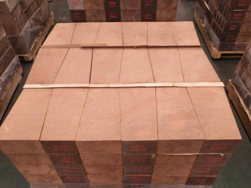 公司創(chuàng)新突破 電熔鎂生產(chǎn)技術(shù)升級，助力綠色制造新征程